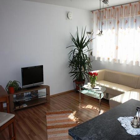 Ferienwohnung Nadja Schruns Exteriör bild